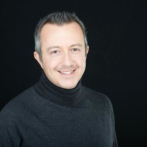 Meet your Posher, Carlos